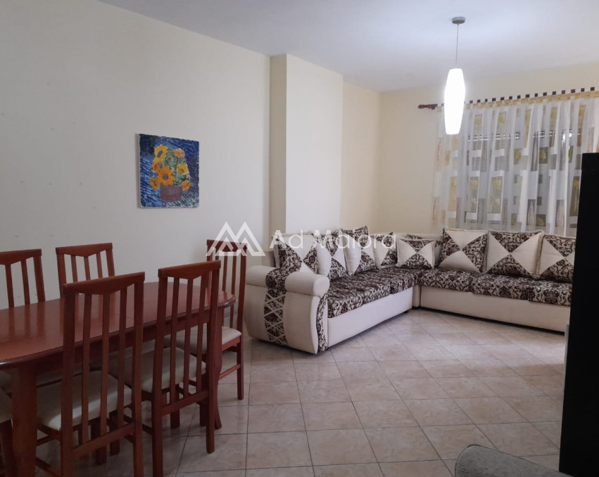 JEPET APARTAMENT ME QIRA 1+1 KE MARKATA DURRES