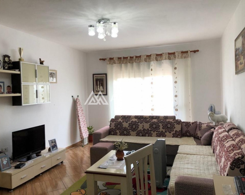 Apartament ne shitje